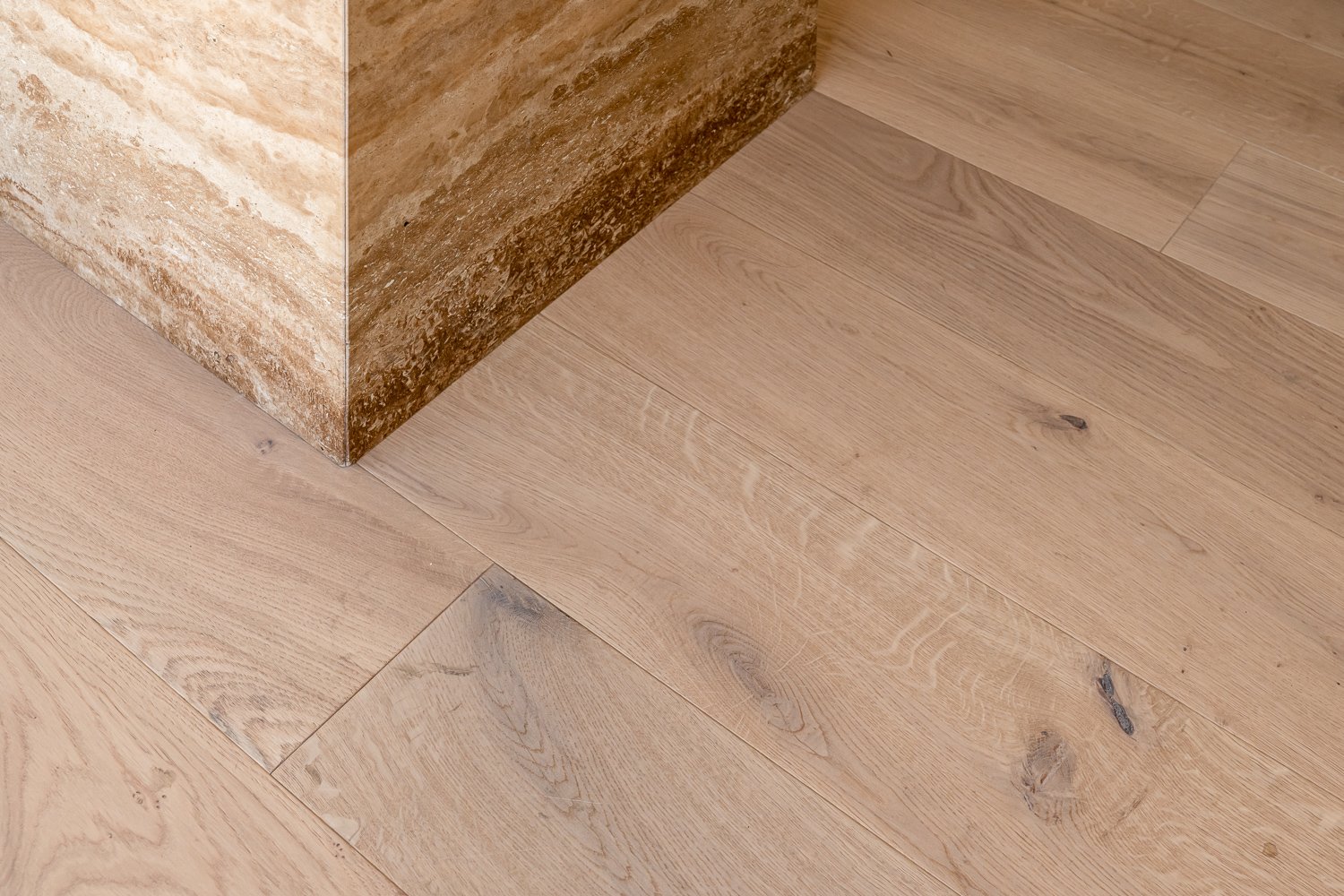 How does temperature and humidity affect wood flooring in NZ?